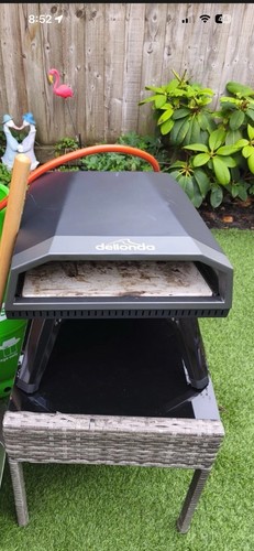 Sealey dellonda gas pizza - dellonda,